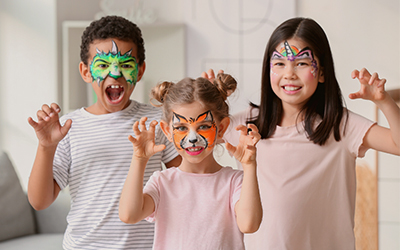 Kinder und Fasching