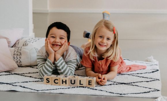 Kinder Schulbeginn Kinder Schulbeginn